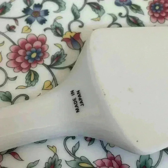 Lovely vintage made in Japan ceramic  floral cake plate and server - Picture 5 of 5